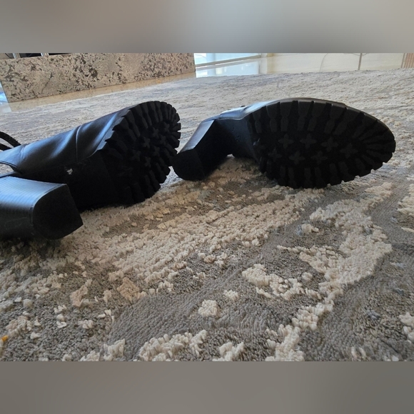 ๐ค Vera Wang Black Chunky heel open toe booties heels size 9 - Picture 11 of 11